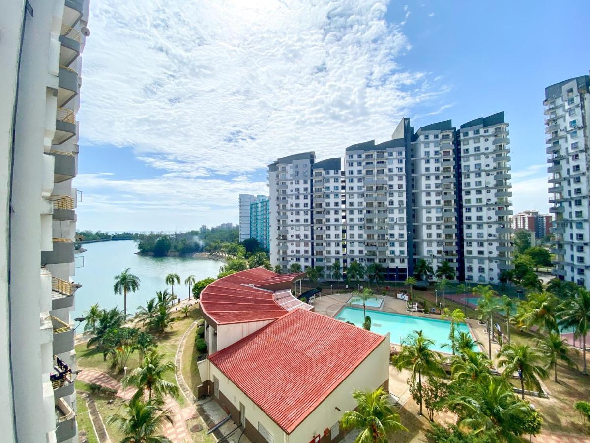 Bayview Suites Port Dickson By Maison Exteriör bild
